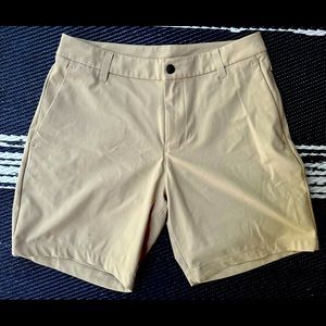 Lululemon Commission Short - Mens Medium - 7” Inseam